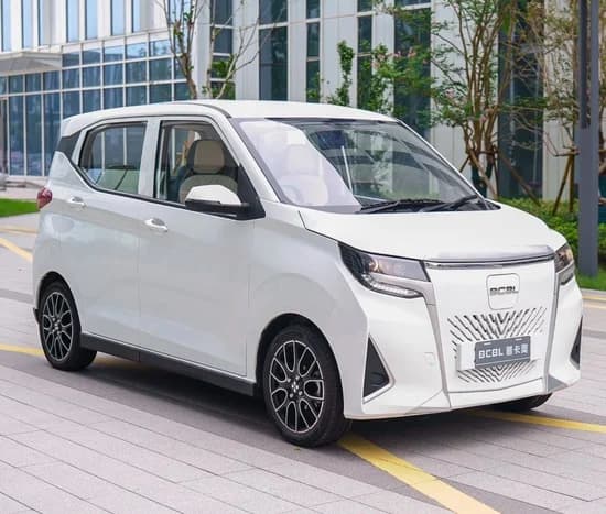 NOUVEAU Véhicule Électrique Miniature Économique à Conduite à Droite pour une Efficacité Routière Op